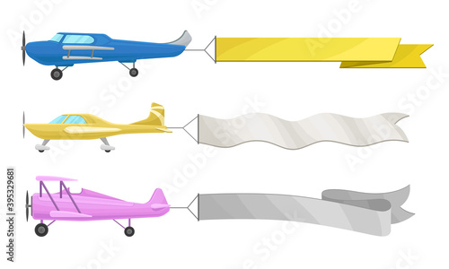 Flying Airplanes with Fluttering Empty Banner Vector Set