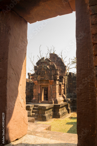 Prasat Pueai Noi photo