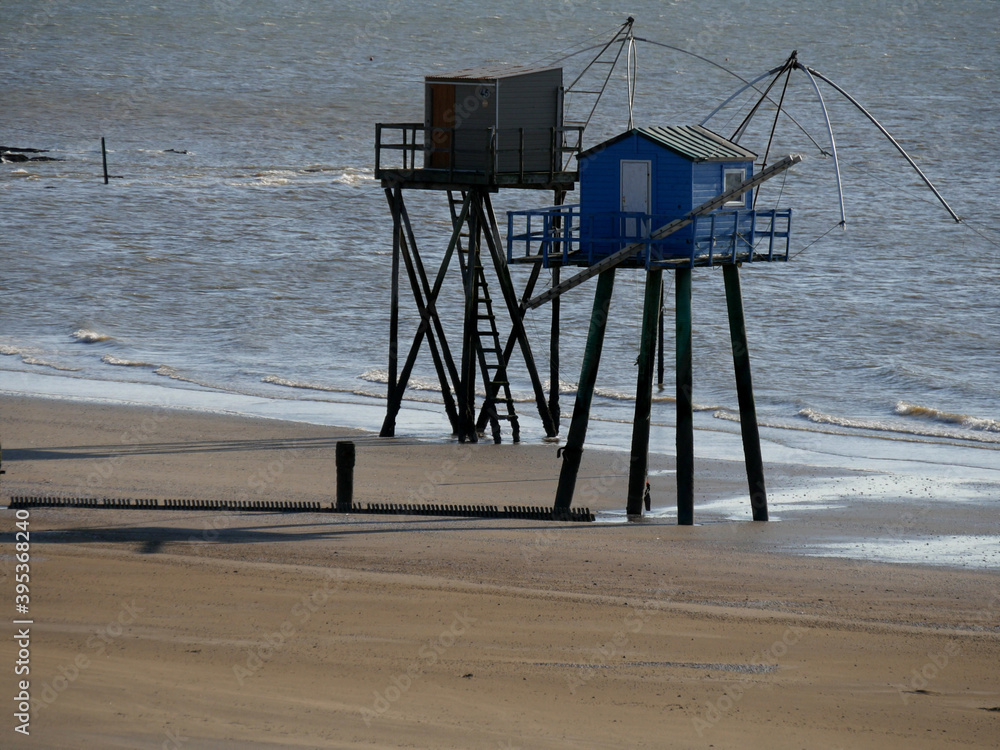pêcheries sur la plage 