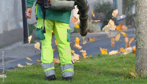 Souffleur communal de feuilles