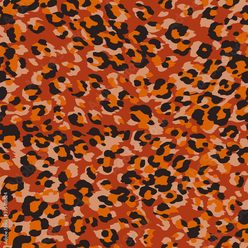 Full seamless leopard cheetah animal skin pattern. Design for textile fabric printing. Suitable for fashion use.