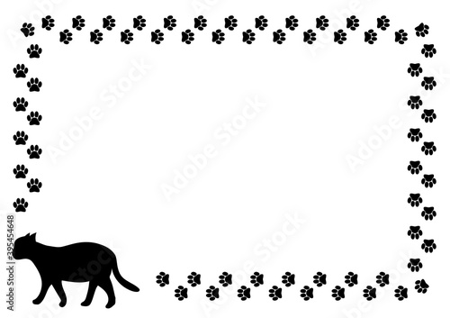 歩く猫のシルエットと足跡のカード