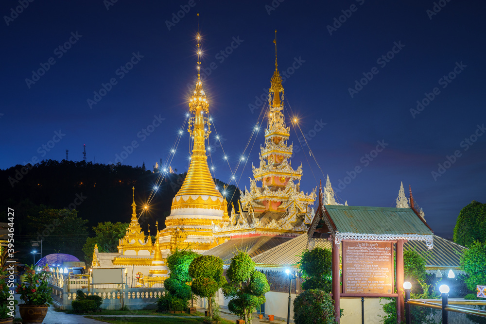 Fototapeta premium Wat Jongklang Temple and Wat Jongkham Temple is the most attention place for tourist with sunset sky in Mae Hong Son near Chiang mai, Thailand.