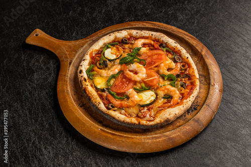 ミックスピザ　Italian delicious food mixture pizza