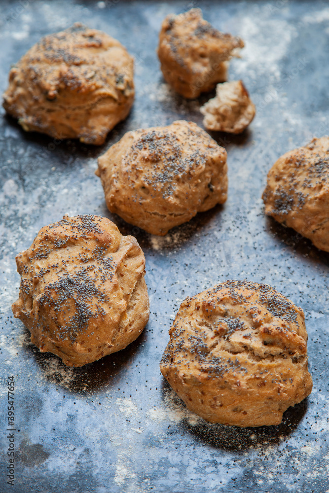 Wholemeal rolls with poppyseeds Wholemeal rolls with poppyseeds
