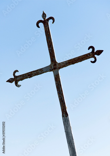 Fototapeta Naklejka Na Ścianę i Meble -  Croix de chemin sur l'Aubrac, France