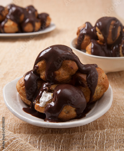Profiteroles with chocolate icing