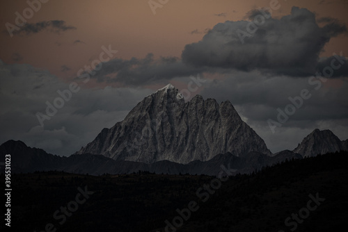 The sunset was a stunning spectac