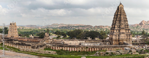 Canvas Print Hampi, Karnataka, India - November 4, 2013: Virupaksha Temple complex
