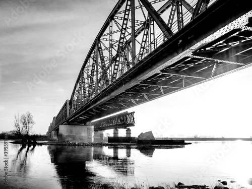 Mosty kolejowe w Tczewie, zabytkowy most stalowy kratownicowy