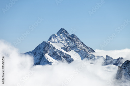Konstfotografi View over the swiss Alps in the winter from Mount Titlis near Engelberg