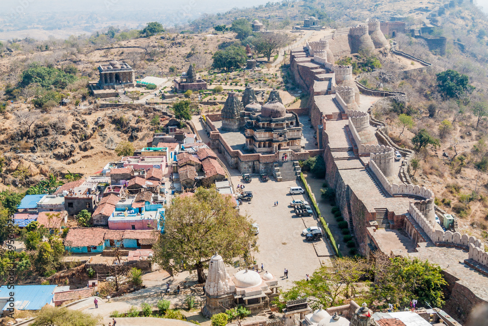 Temples and the walls of Kumbhalgarh fortress, Rajasthan state, India