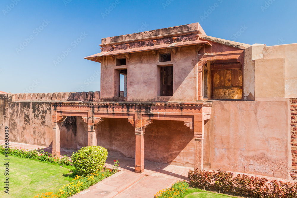 Obraz premium Building in the ancient city Fatehpur Sikri, Uttar Pradesh state, India