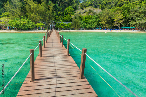 Canvas Print Wooden pier at Gaya Island in Tunku Abdul Rahman National Park, Sabah, Malaysia