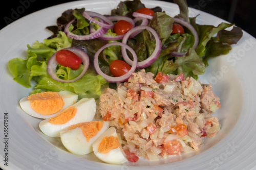 Tuna salad with boiled eggs