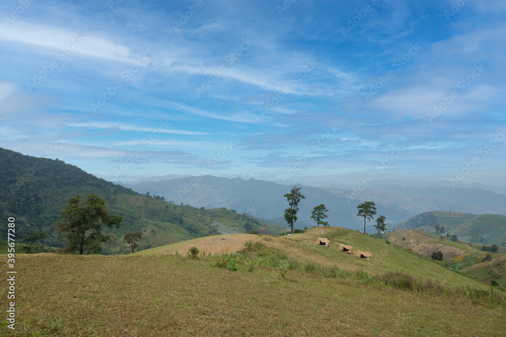 Obraz premium landscape with mountains and clouds