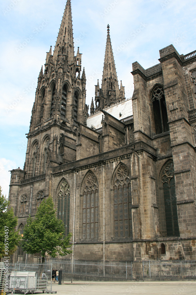 notre-dame-de-l'assomption cathedral in clermont-ferrand in auvergne (france)