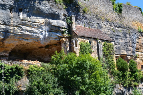 Village troglodyte de La Madeleine en Périgord