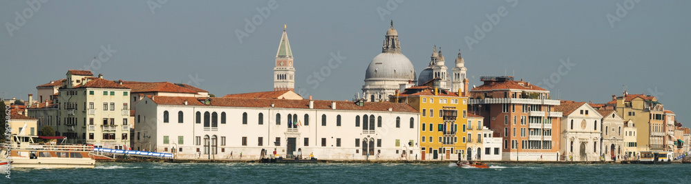 Рanorama of Venice, view of the autumn marathon