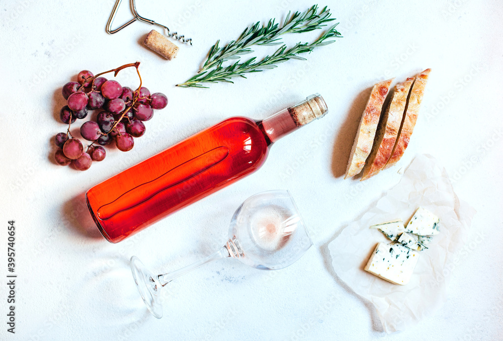  top view of bottle wine set