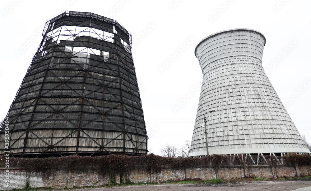 Huge Pipes - Combined Heat and Power Huge Pipes - Combined Heat and Power