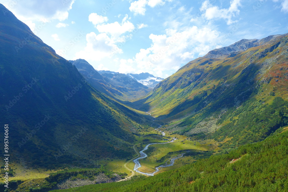 Fototapeta premium Breathtaking landscape of Obersulzbachtal valley surrounded by mountains and glaciers in Austrian Alps near to Schladming