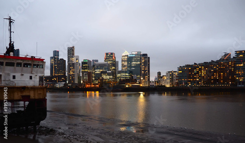 Alternative view of the evening Canary Wharf