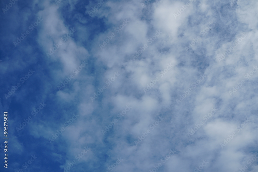 Obraz premium blue sky with clouds