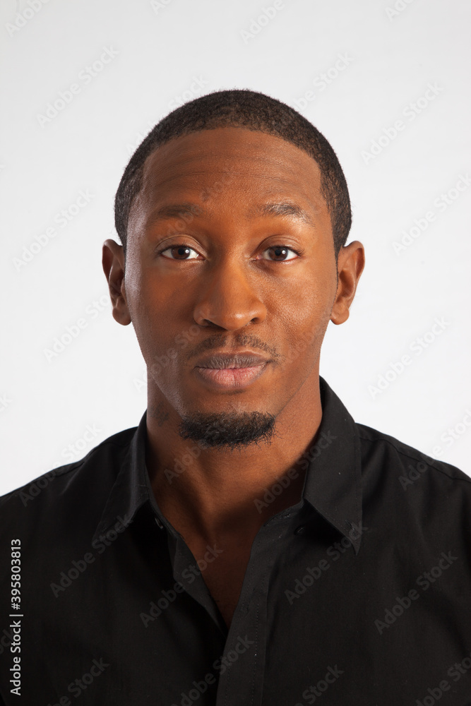 Obraz premium Handsome Black man looking thoughtful