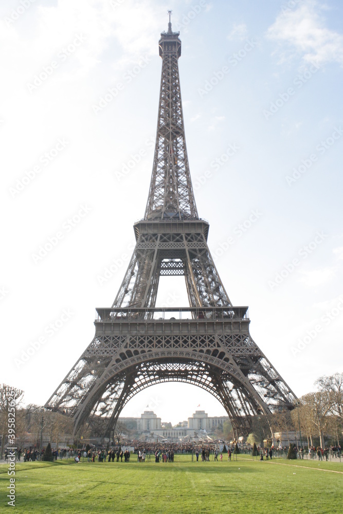 Torre Eiffel Paris de día