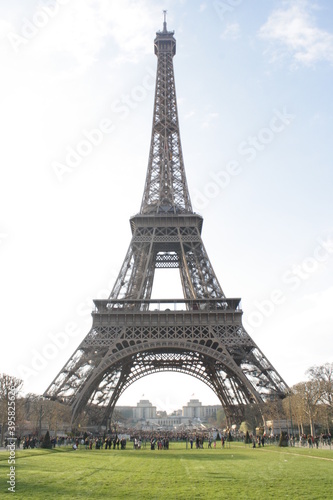 Torre Eiffel Paris de día