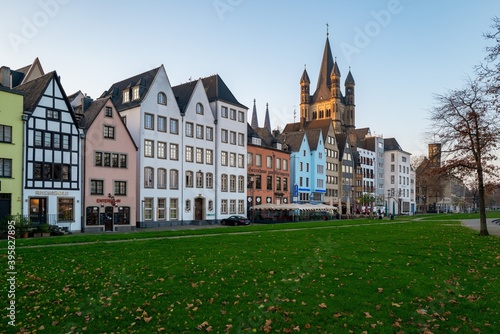 Blick auf die Kölner Altstadt 