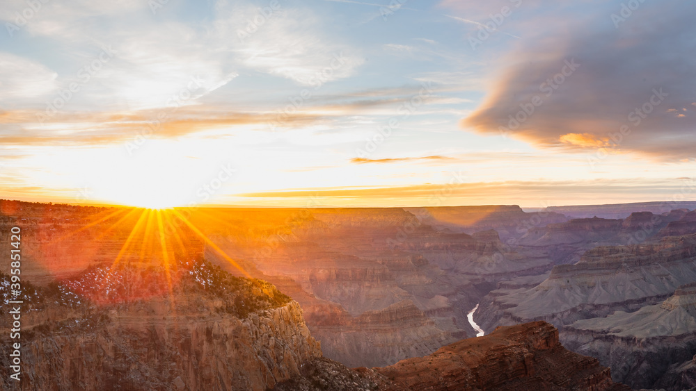 SUNSET IN GRAND CANYON