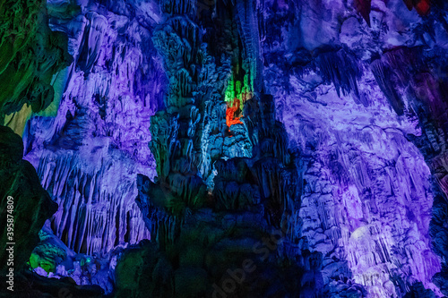 Fotografie, Tablou Inside the famous Reed Flute Cave in Guillin, China
