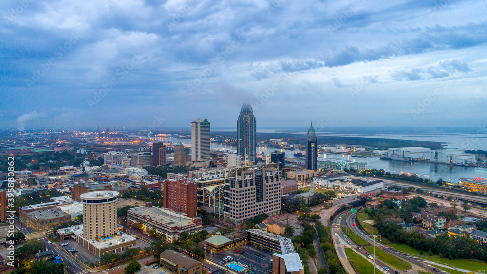 Fototapeta premium Downtown Mobile 