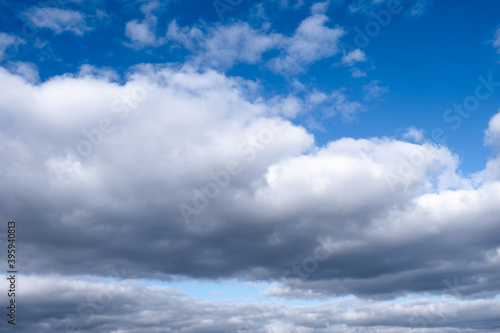 Fototapeta Naklejka Na Ścianę i Meble -  gray clouds in the blue sky, cirrus
