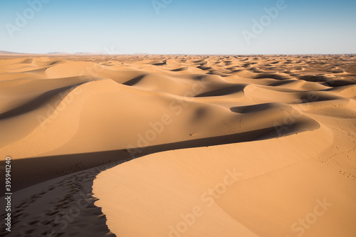 Des dunes    perte de vue