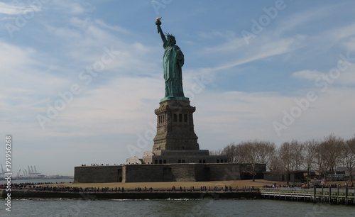 View of Full Statue of Liberty and Base in New York © otmman
