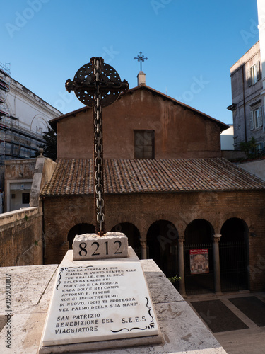 Roma, basilica di San Vitale.   photo