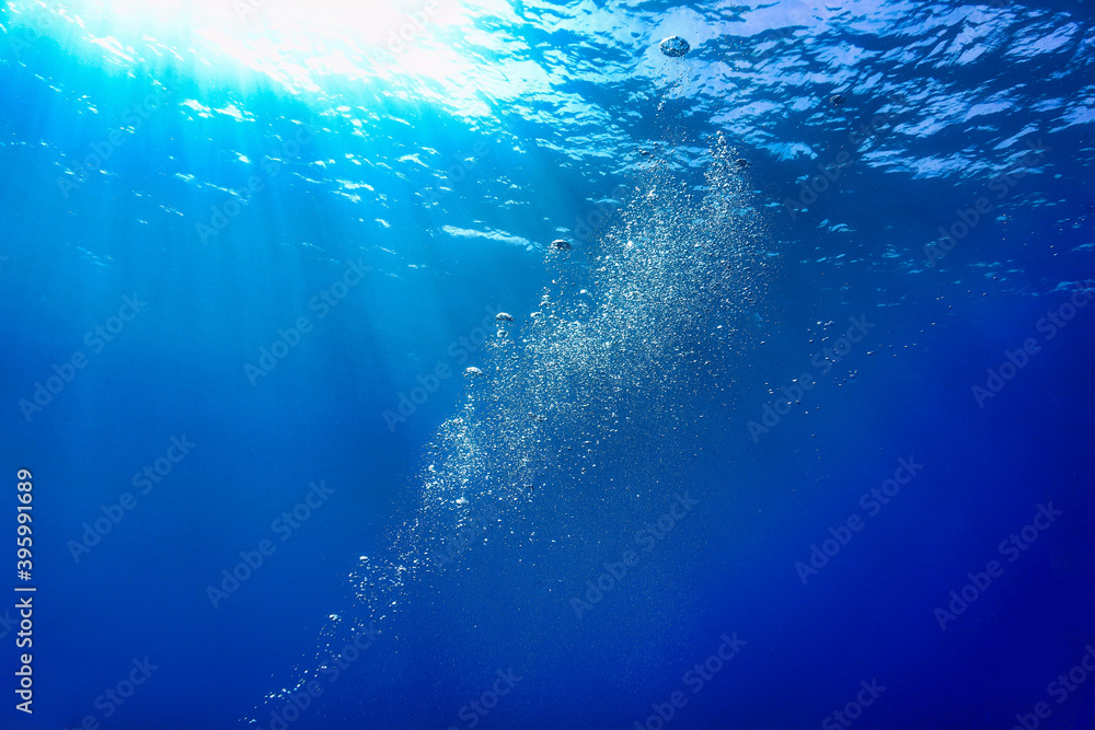 Air bubbles in sunlight Air bubbles in sunlight