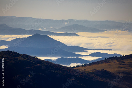 sea       of       clouds high mountains