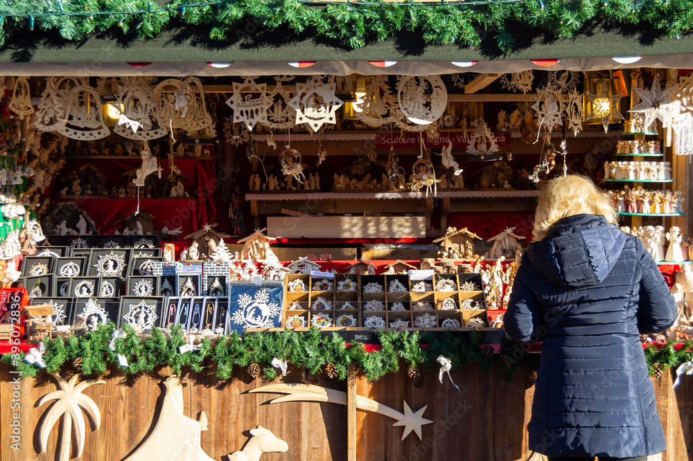 Person at the Christmas market - Bolzano