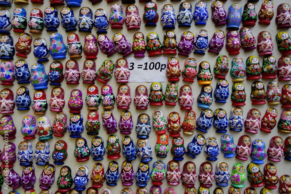 Fototapeta premium Matryoshka doll fridge magnets en mass