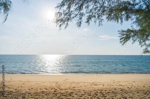 Fototapeta Naklejka Na Ścianę i Meble -  Beautiful Mai Khao Beach in Phuket Thailand.