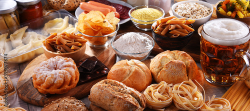 Composition with variety of food products containing gluten photo