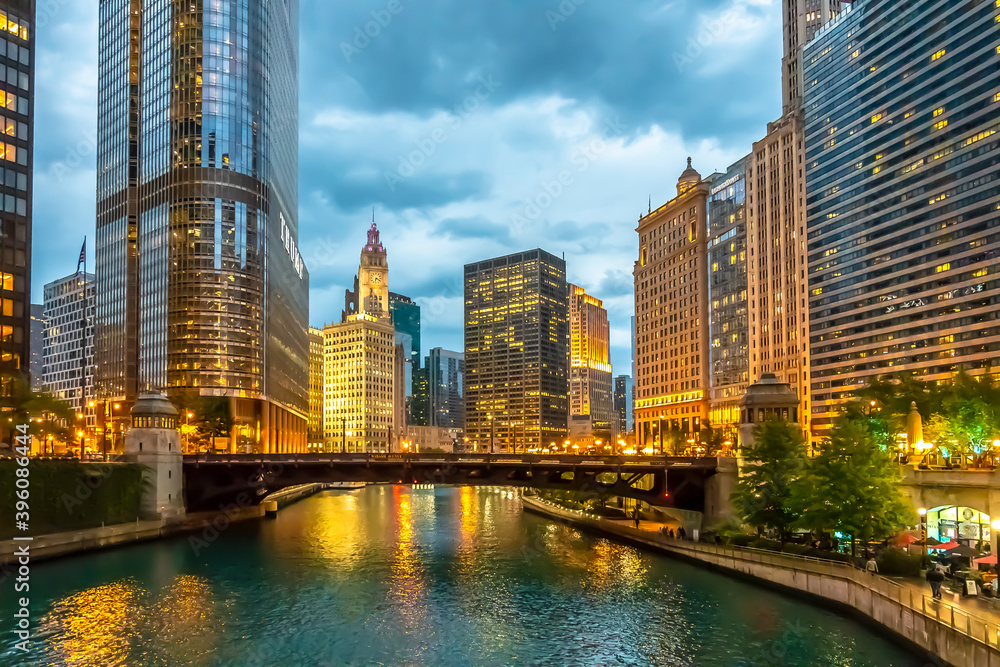 Fototapeta Chicago City riverside view in USA