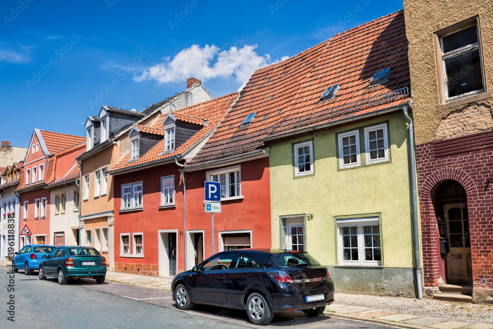 naumburg, deutschland - sanierte häuser in der altstadt naumburg, deutschland - sanierte häuser in der altstadt