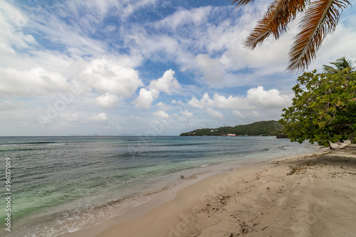 Fototapeta Naklejka Na Ścianę i Meble -  Saint Vincent and the Grenadines, Britannia bay,  Mustique