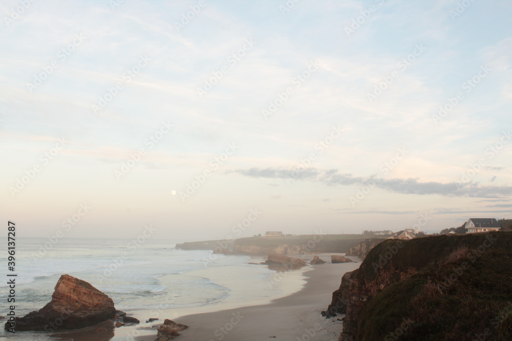 Fototapeta premium SUNSET IN GALICIAN COAST