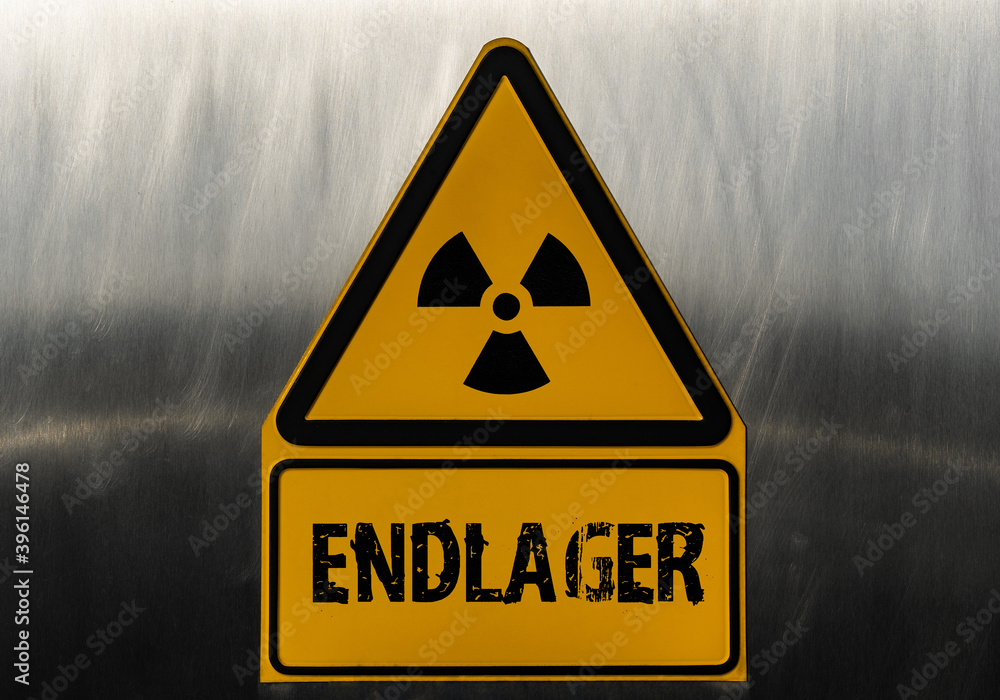 Obraz premium Endlager Atommüll Wegweiser